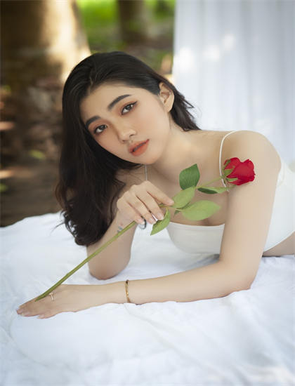 好看的外国爱情电影_JK白丝校花爽到娇喘视频_单亲妈妈该看的电影